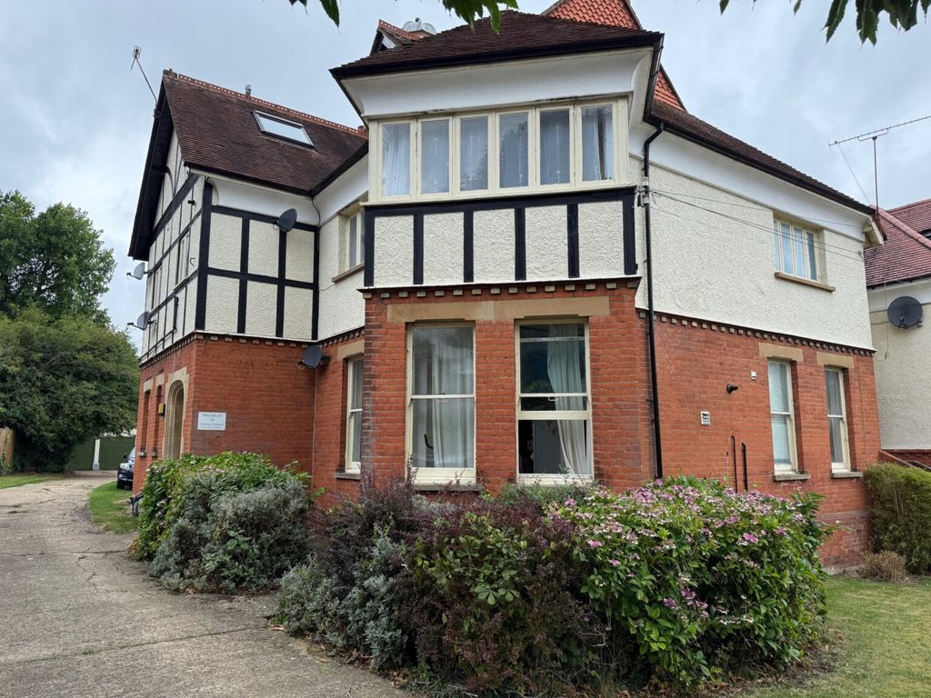 Property photo 1 of 6