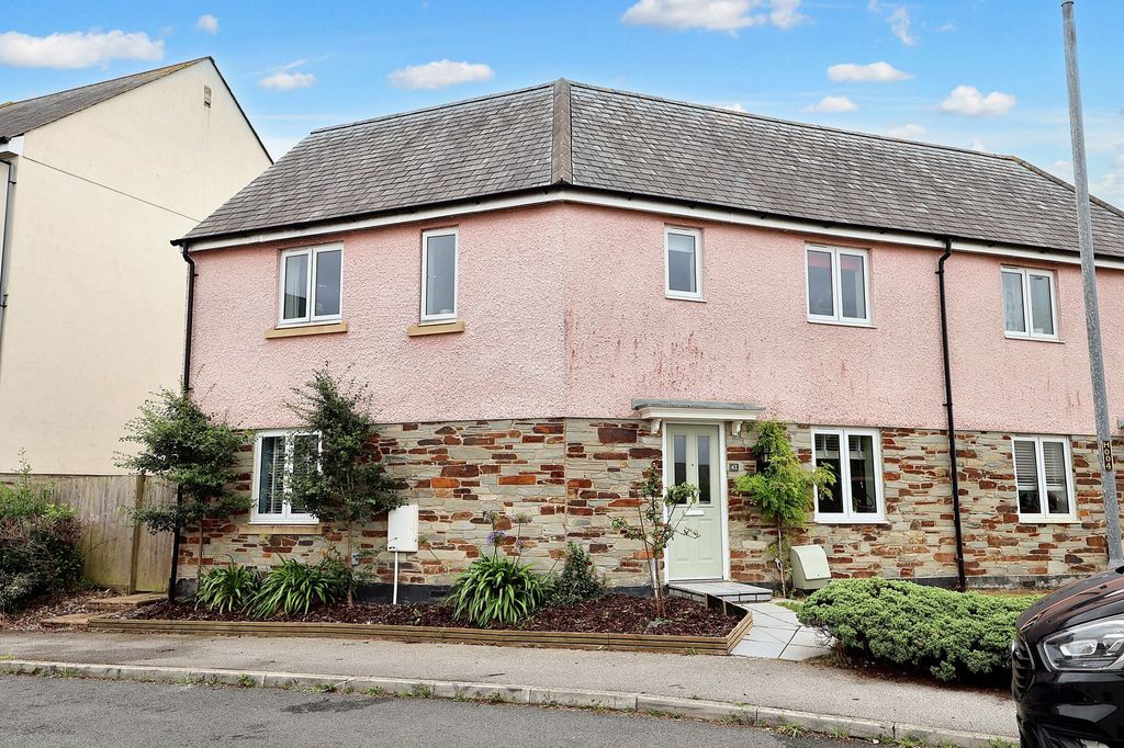 Property photo 1 of 23 External