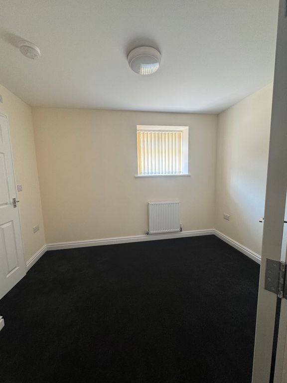 Property photo 3 of 6 Bedroom1 