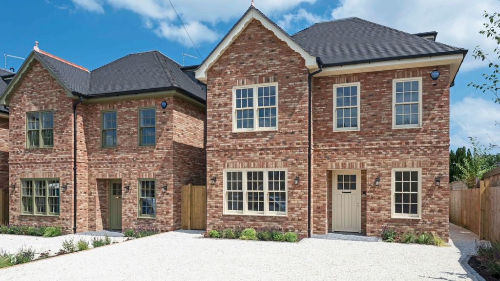 Property photo 1 of 12 Front