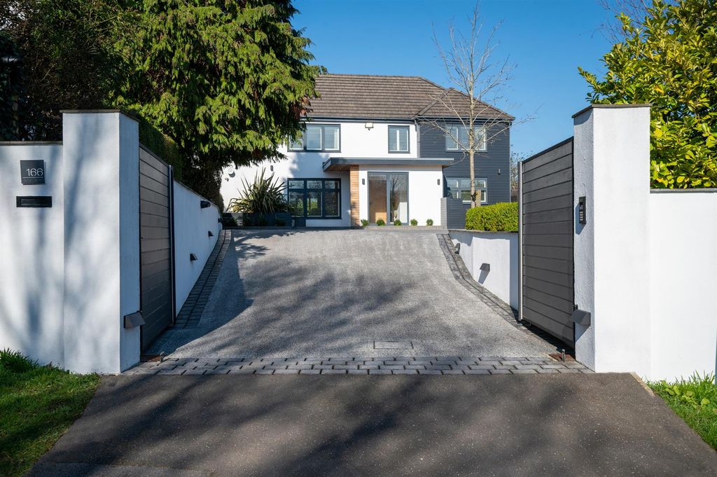 Property photo 1 of 47 Exterior And Gardens