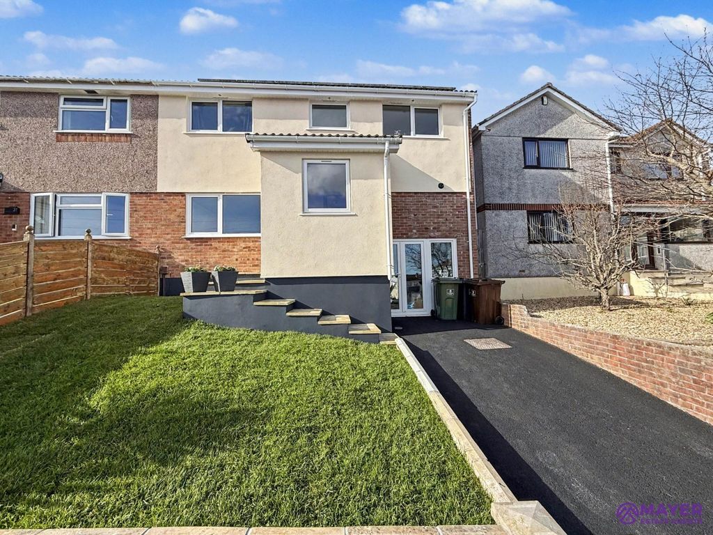 Property photo 1 of 4