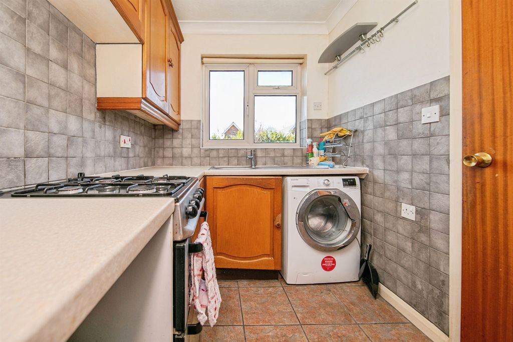 Property photo 2 of 14