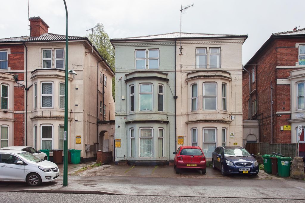 Property photo 1 of 15