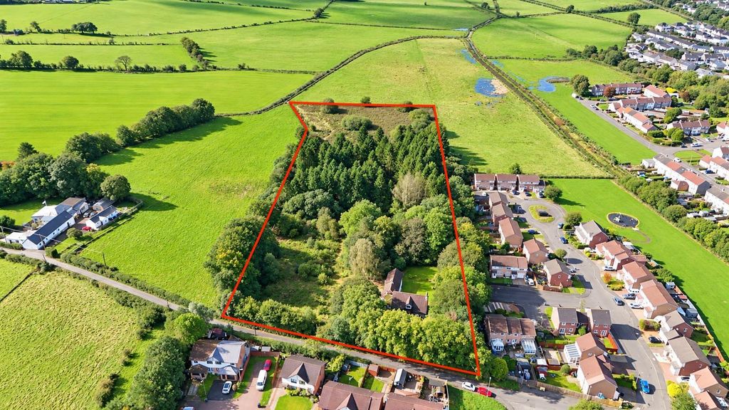 Property photo 2 of 52 Plot Outline