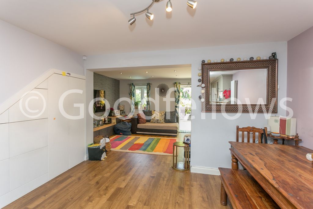 Property photo 3 of 26 Picture No. 06