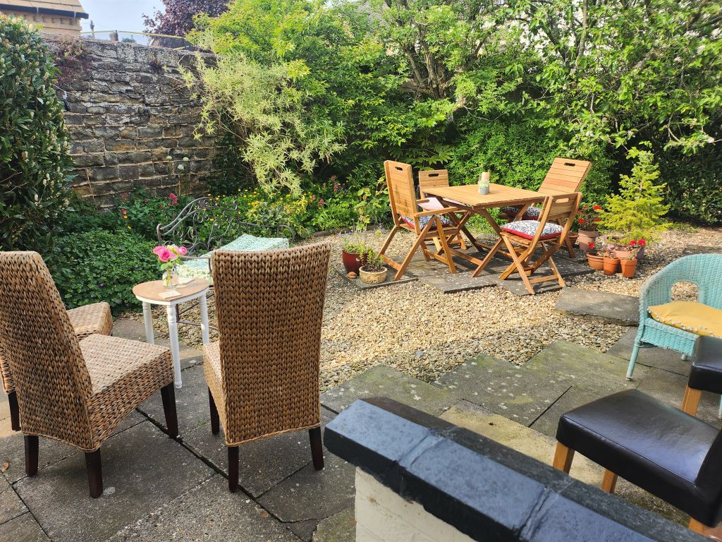 Property photo 3 of 11