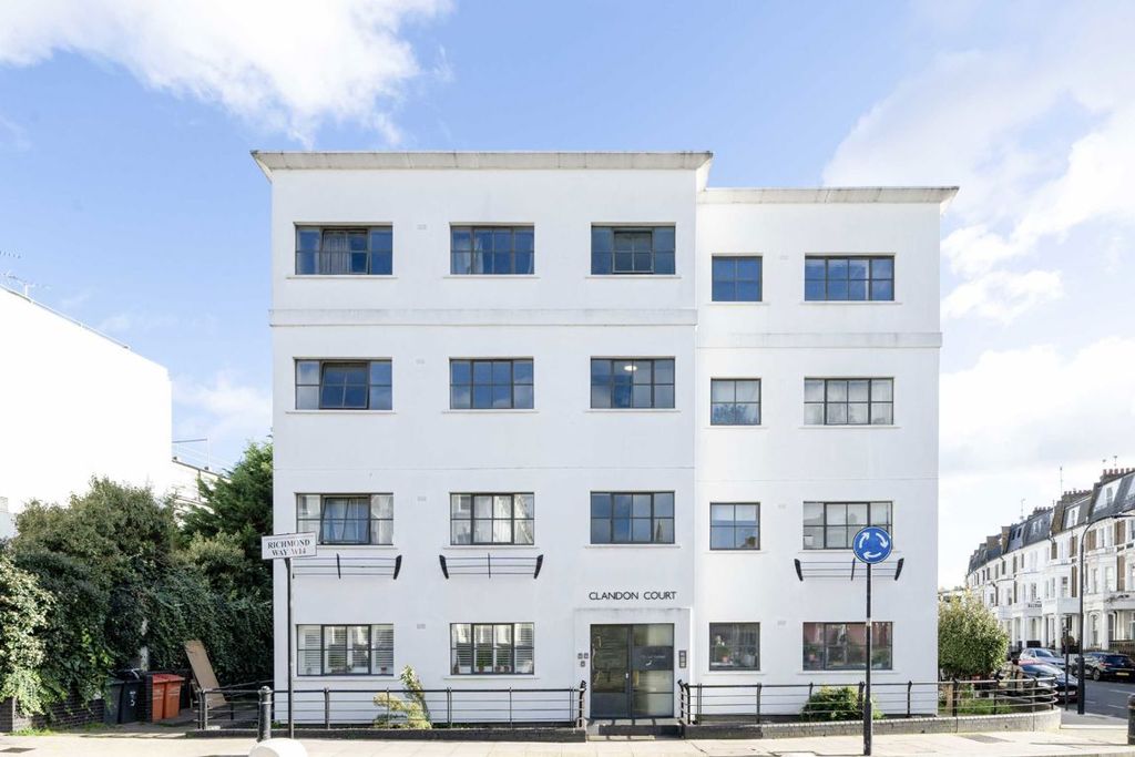 Property photo 1 of 6