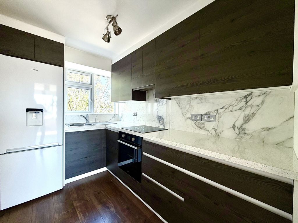 Property photo 3 of 10 Not Specified
