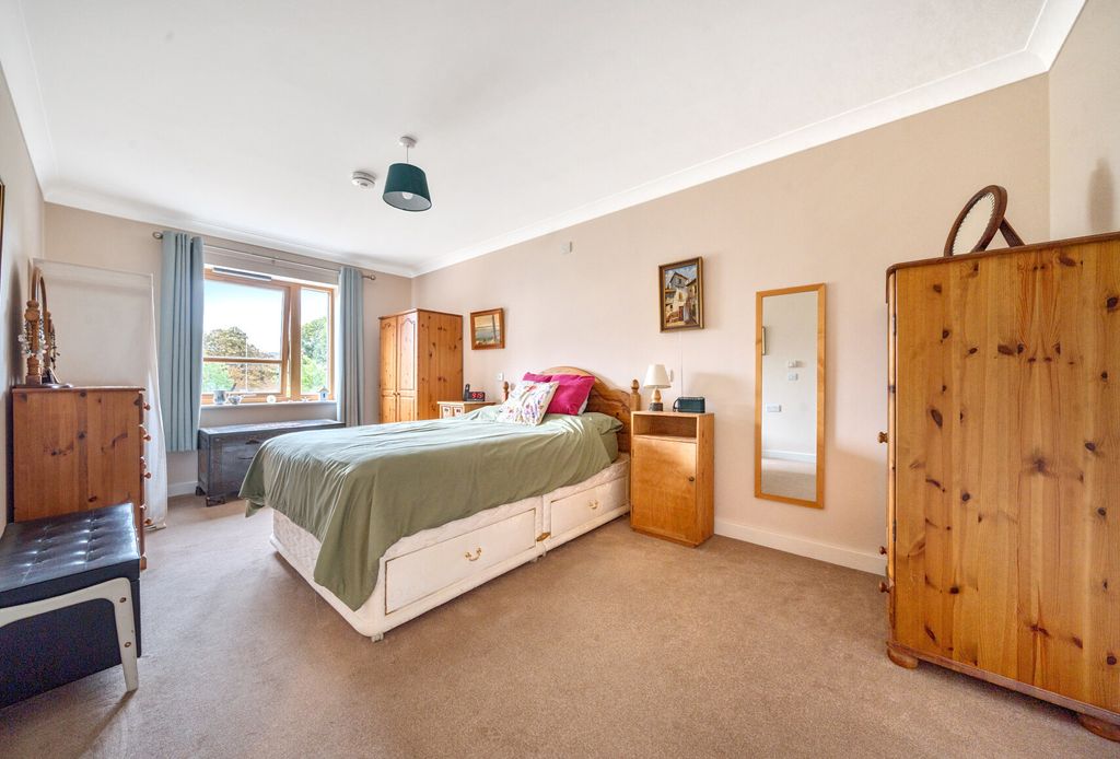 Property photo 2 of 15 1341154-11-68Ad74...