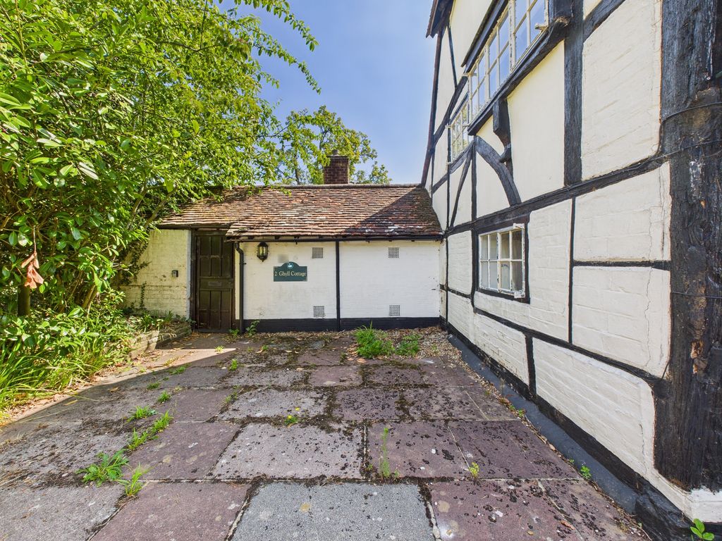 Property photo 2 of 18