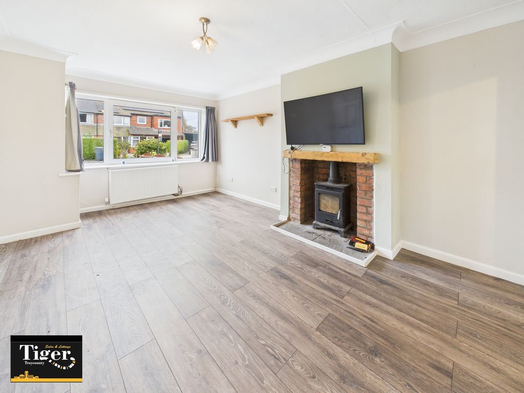 Property photo 3 of 21 Cam02176G0-Pr0749-Still002