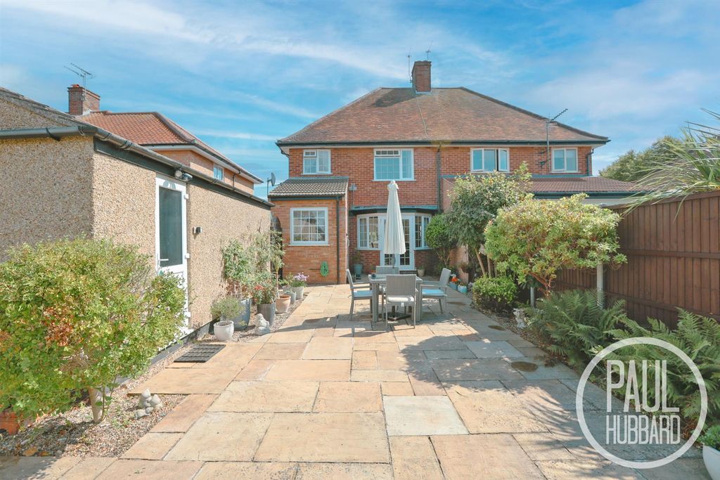 Property photo 2 of 18 7R5A2163-2 (1).Png