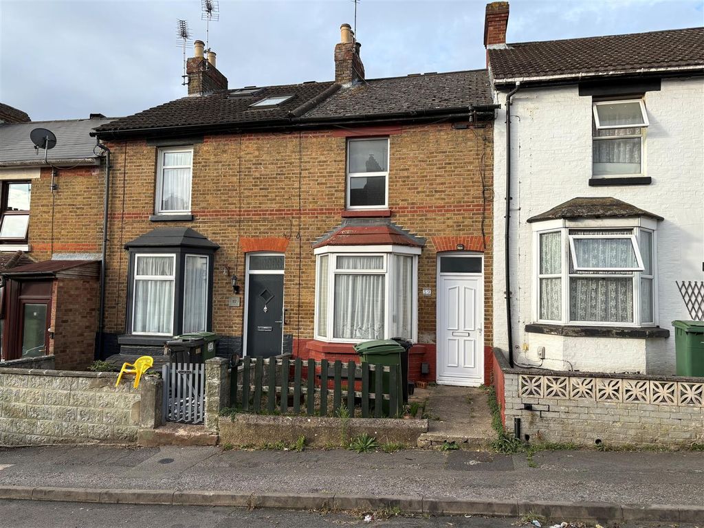 Property photo 2 of 10 Charlton Street Photo 2.Jpg