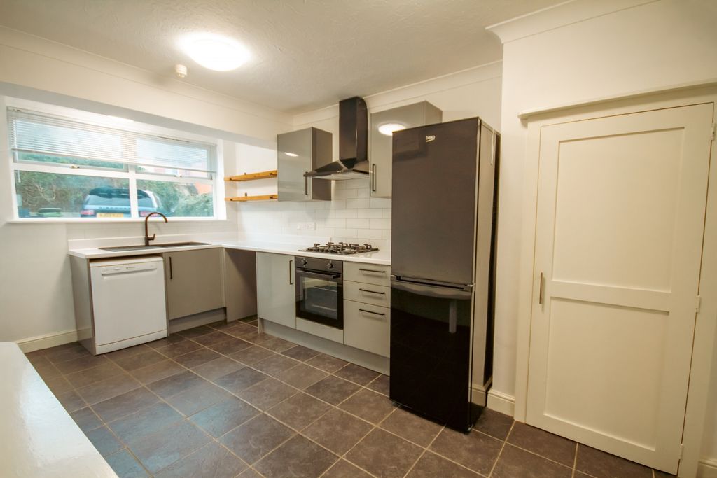 Property photo 2 of 12 4-_Mg_9832