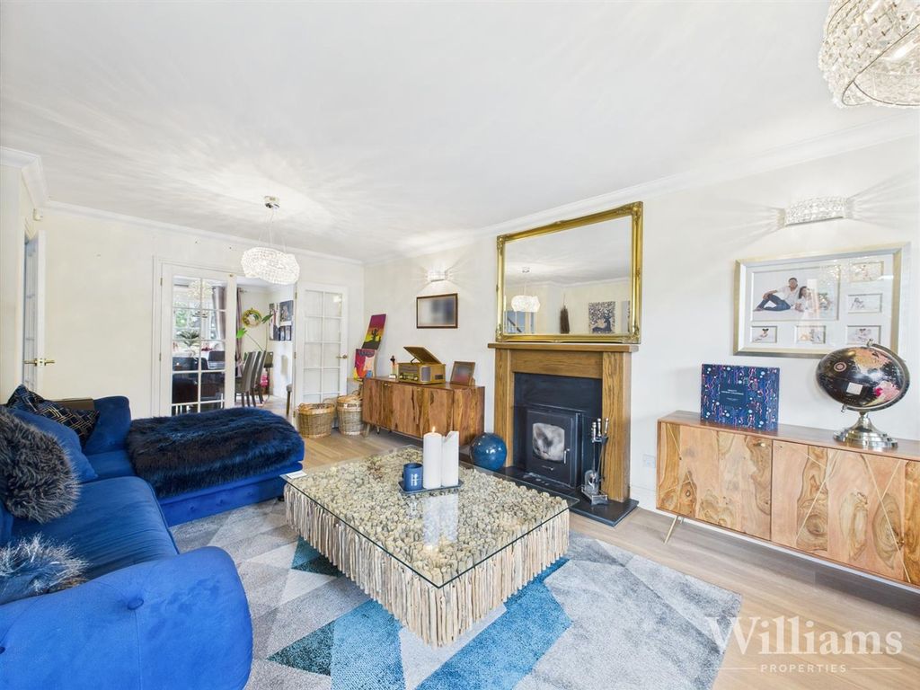 Property photo 2 of 41 Cam04950G0-Pr0091-Still010.Jpg