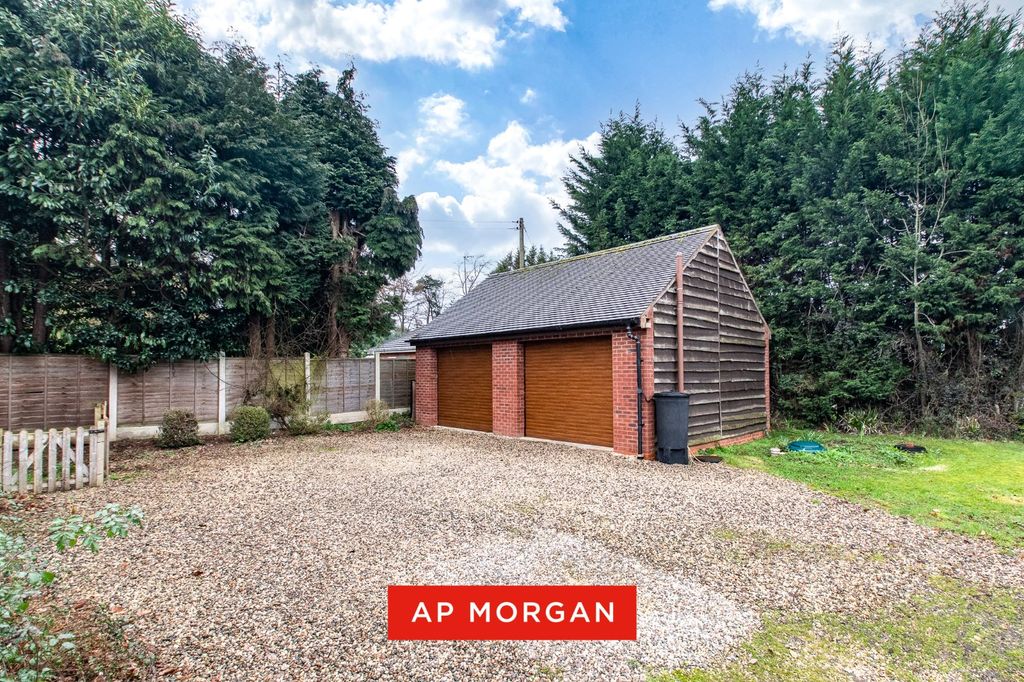 Property photo 3 of 21 Picture No. 16