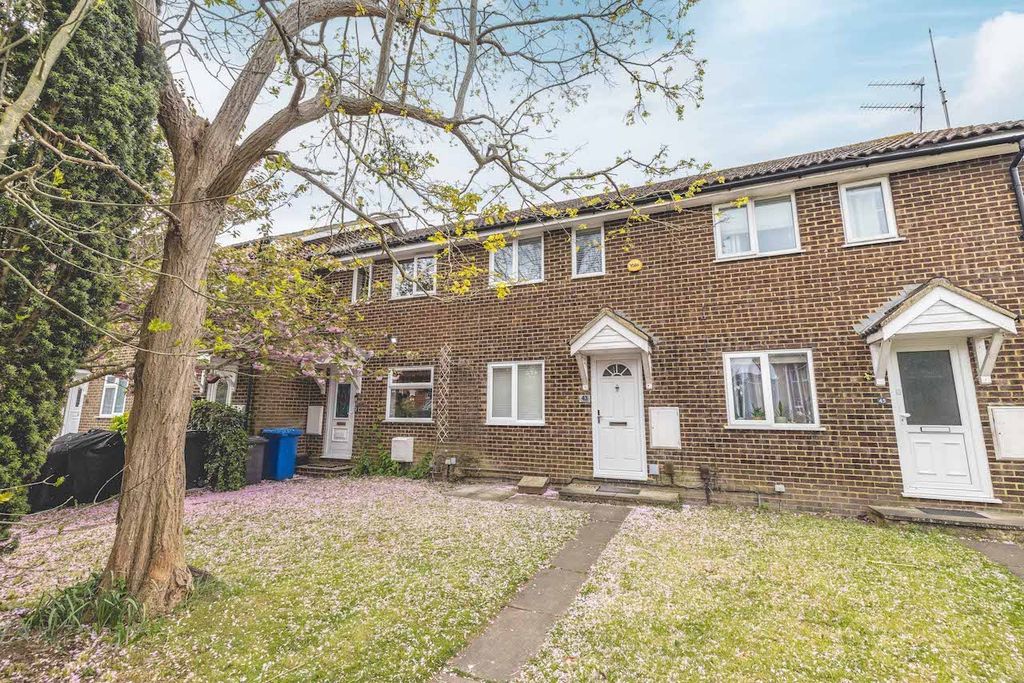 Property photo 1 of 12