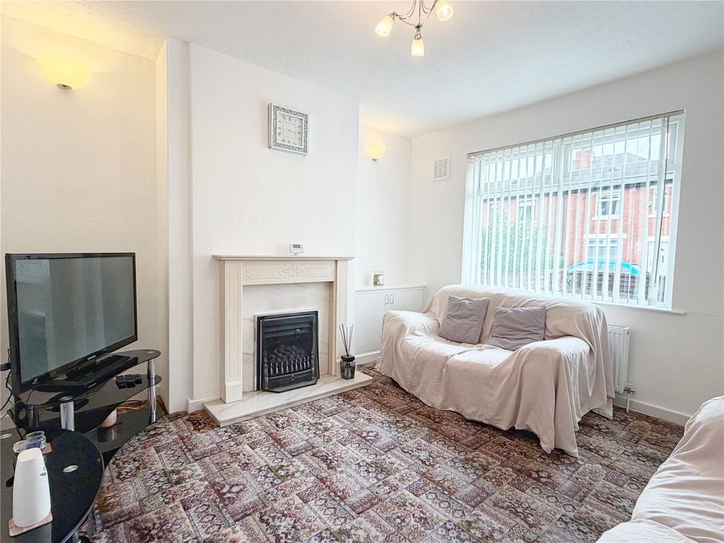 Property photo 2 of 17 Picture No. 02