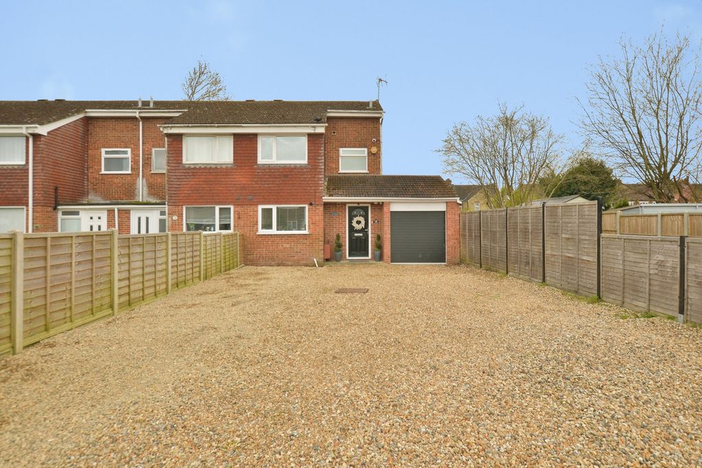 Property photo 1 of 20