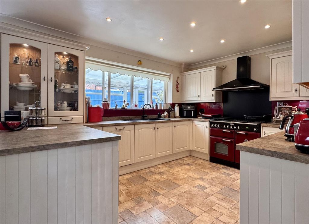 Property photo 3 of 34 Tempimagenizyoz.Jpg