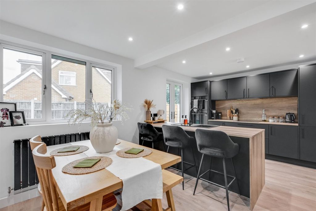 Property photo 2 of 38 Dining Room_1.Jpeg