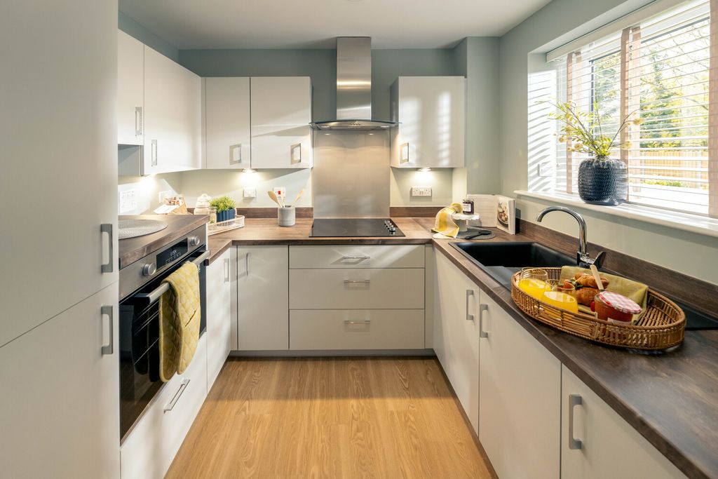 Additional image 5 of 2 bed flat to rentTadley RG26