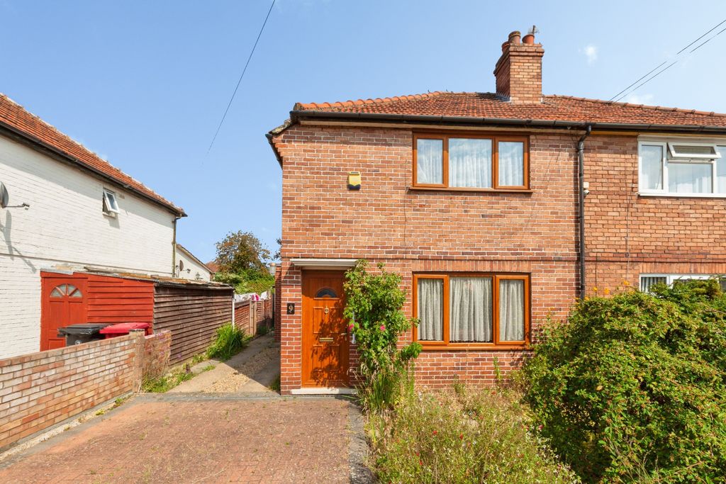 Property photo 1 of 24