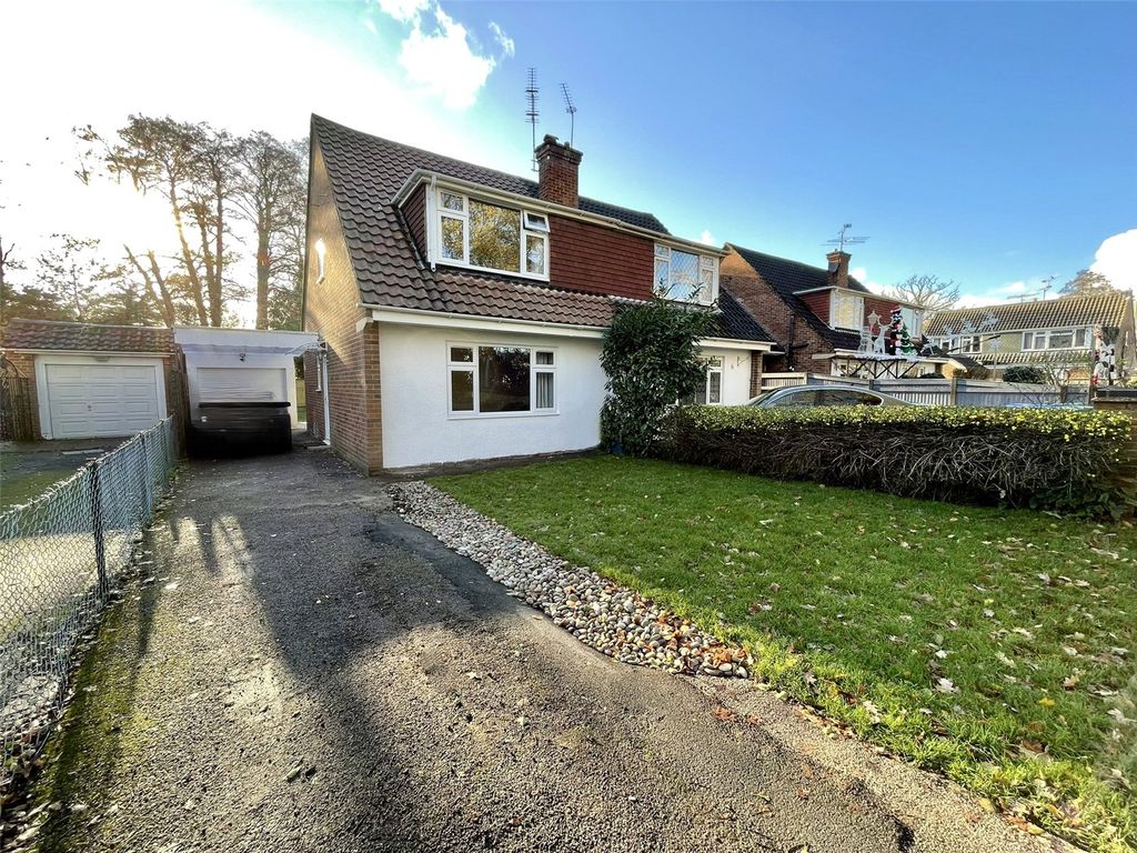 Property photo 1 of 14 Picture No. 12