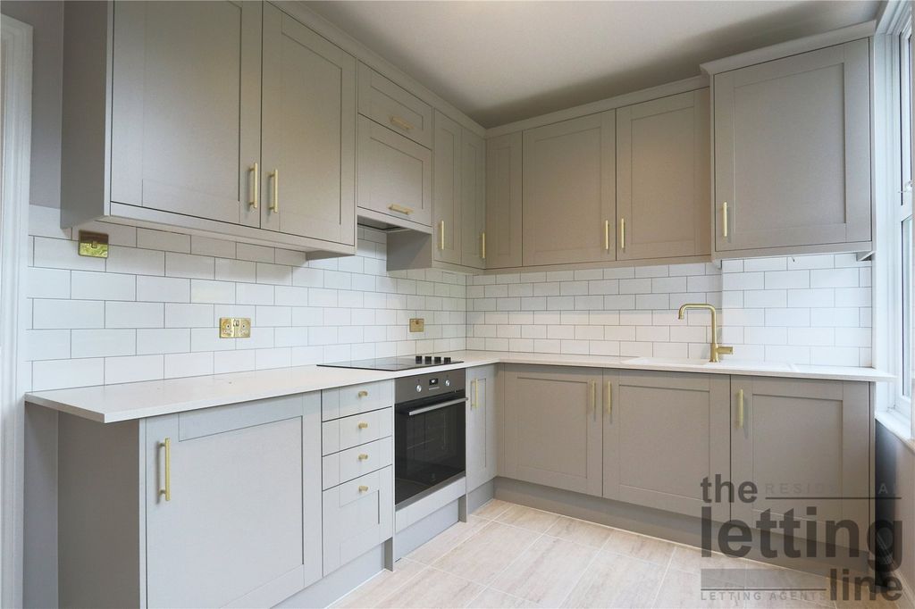 Property photo 1 of 10 Picture No. 25