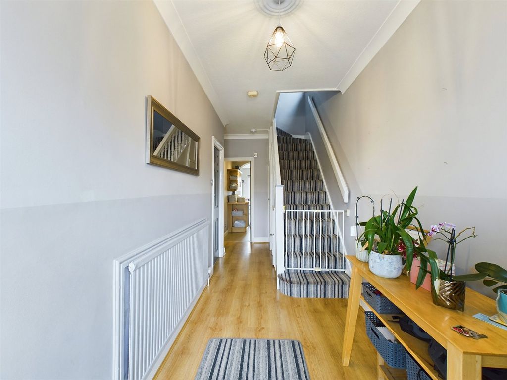 Property photo 2 of 14 Picture No. 02