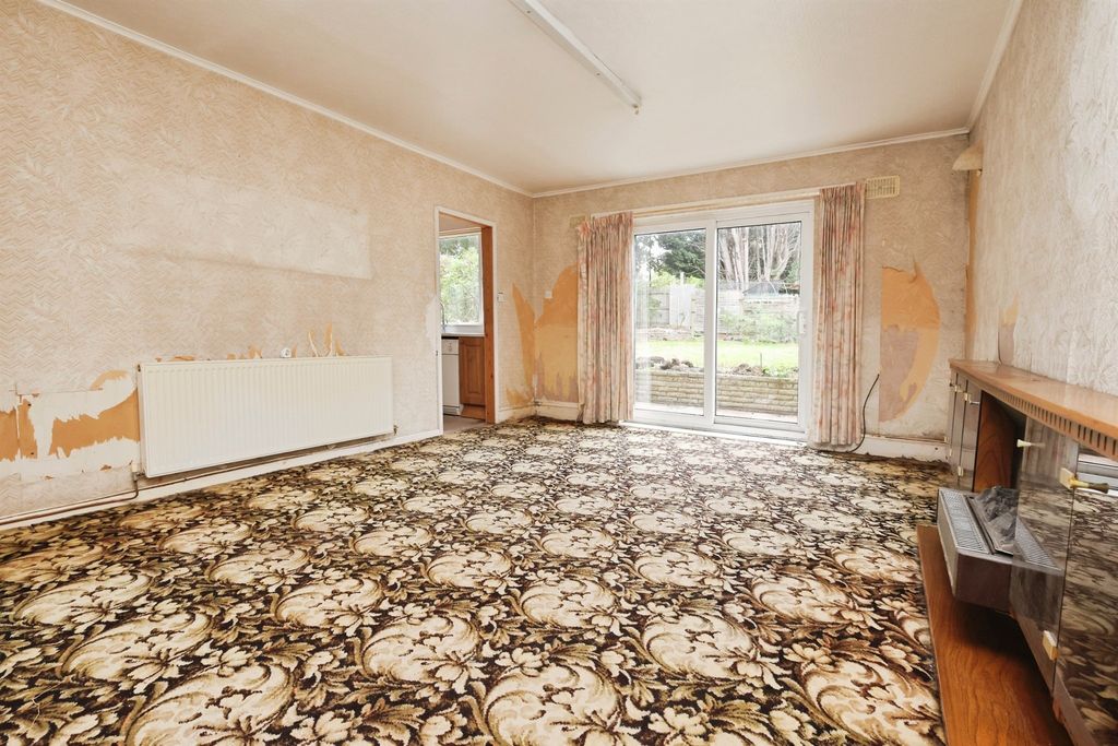 Property photo 3 of 19