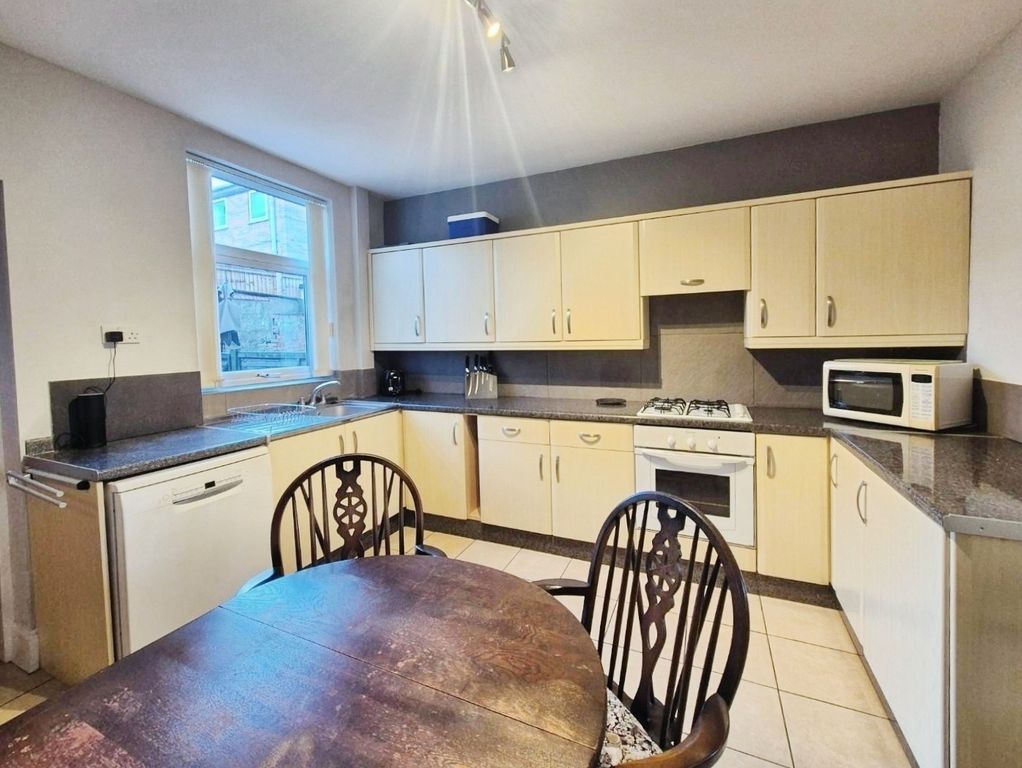 Property photo 2 of 19 Pbox-Img.Jpg