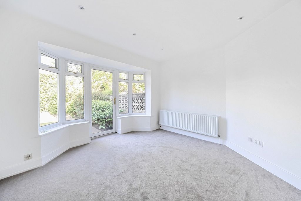 Property photo 3 of 14 Second Reception Room