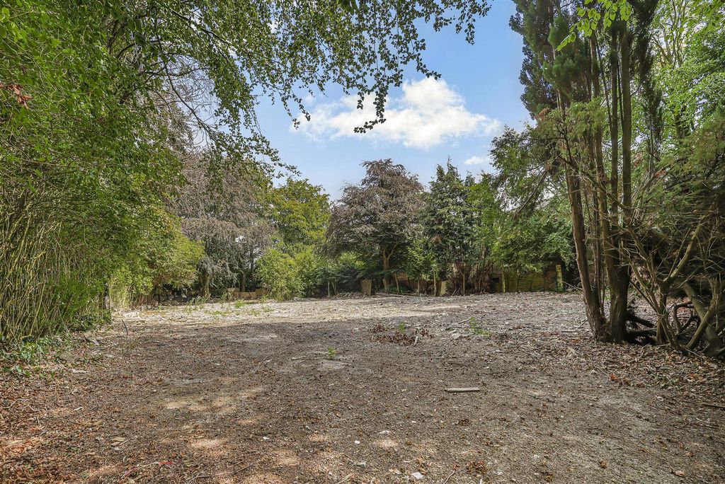 Property photo 2 of 5