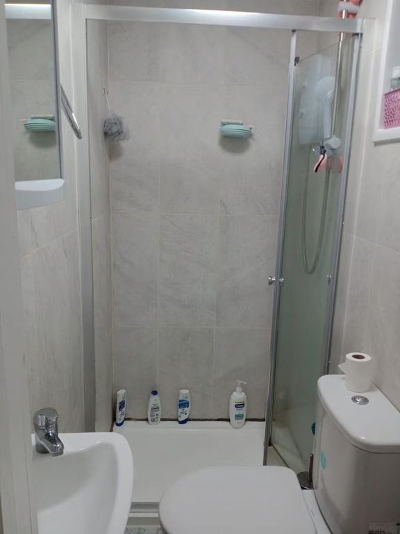 Property photo 1 of 3