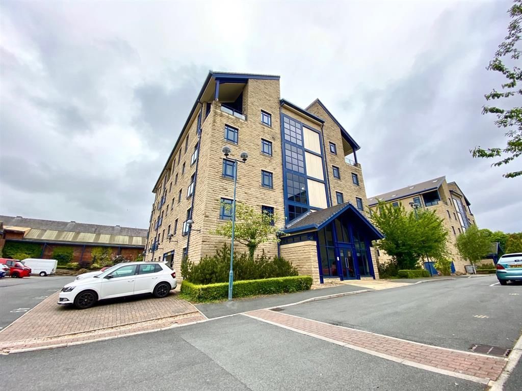 Property photo 1 of 13 Image