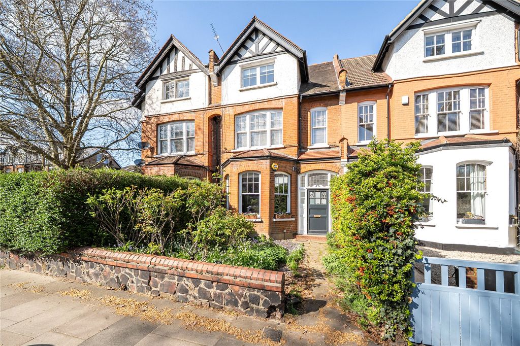 Property photo 1 of 19 Picture No. 02