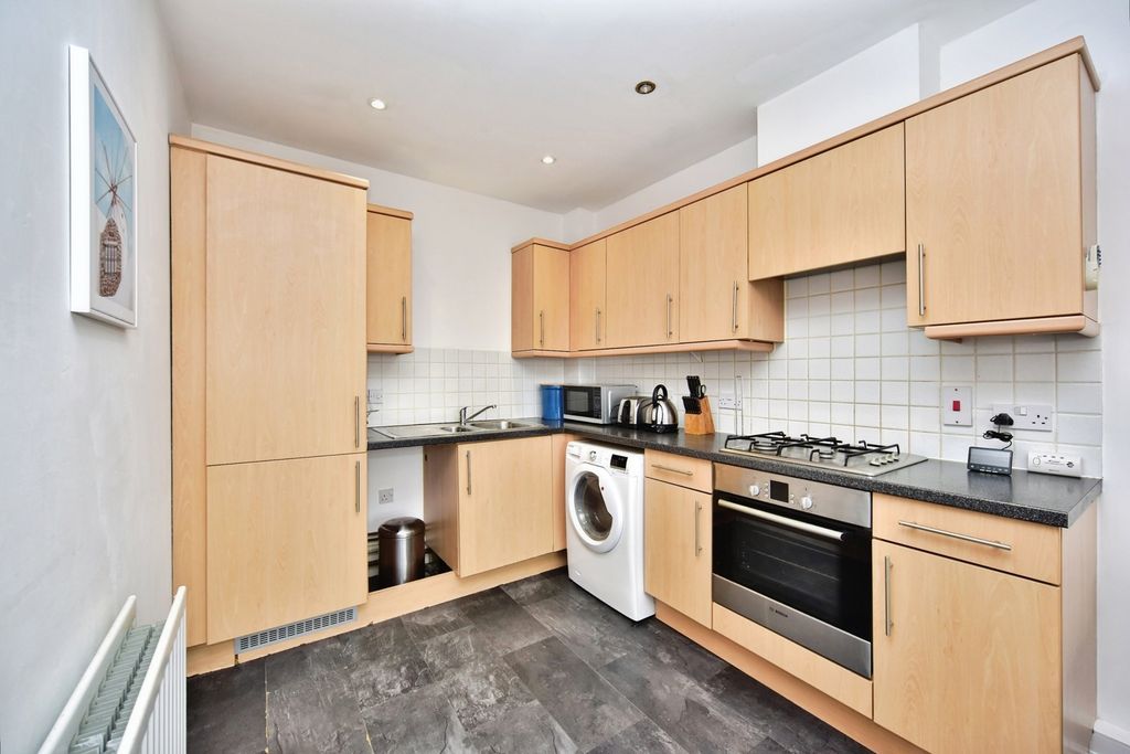 Property photo 3 of 15 Pbox-Img.Jpg