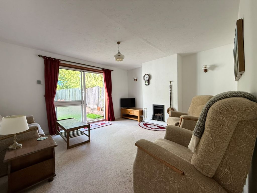Property photo 3 of 17