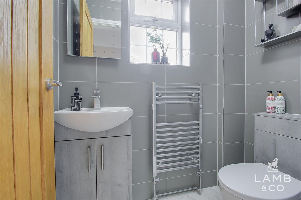 Additional image 10 of 3 bed detached house for saleCrome Road, Clacton-On-Sea CO16