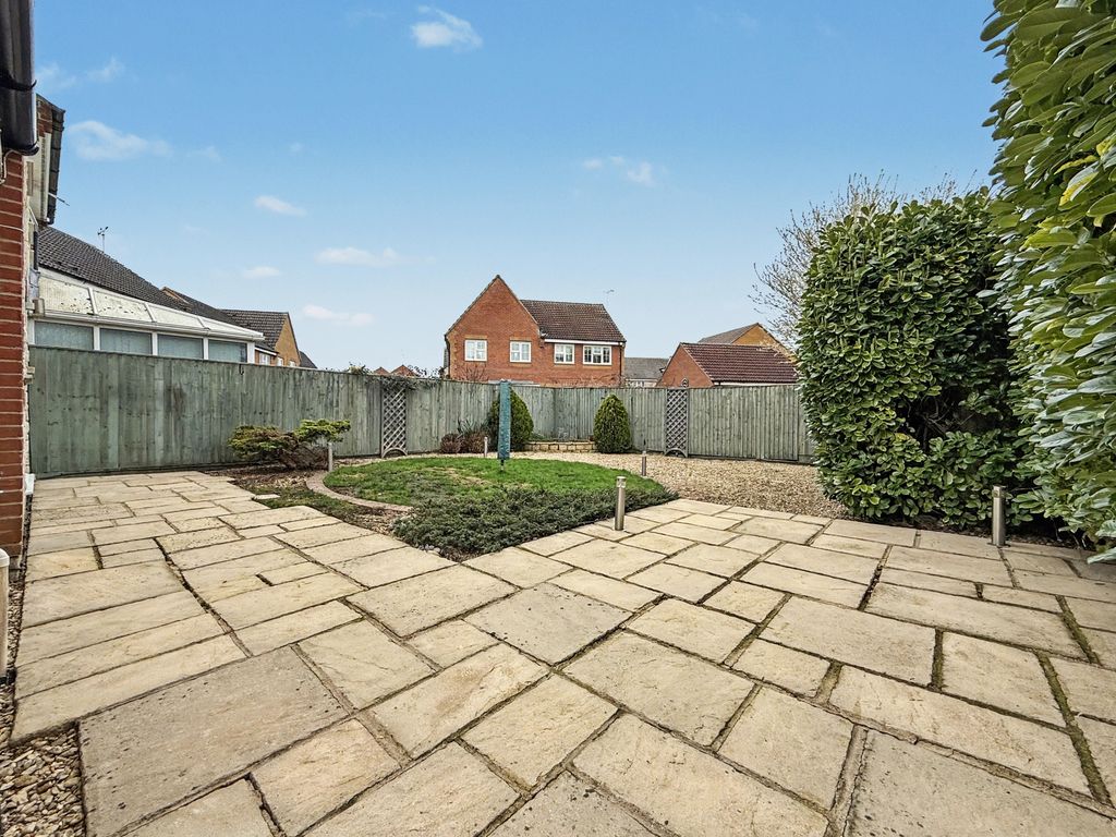 Property photo 3 of 16 Img4016