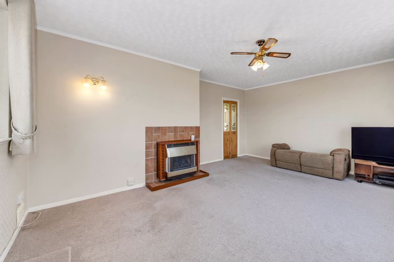 Property photo 3 of 15 Sitting Room