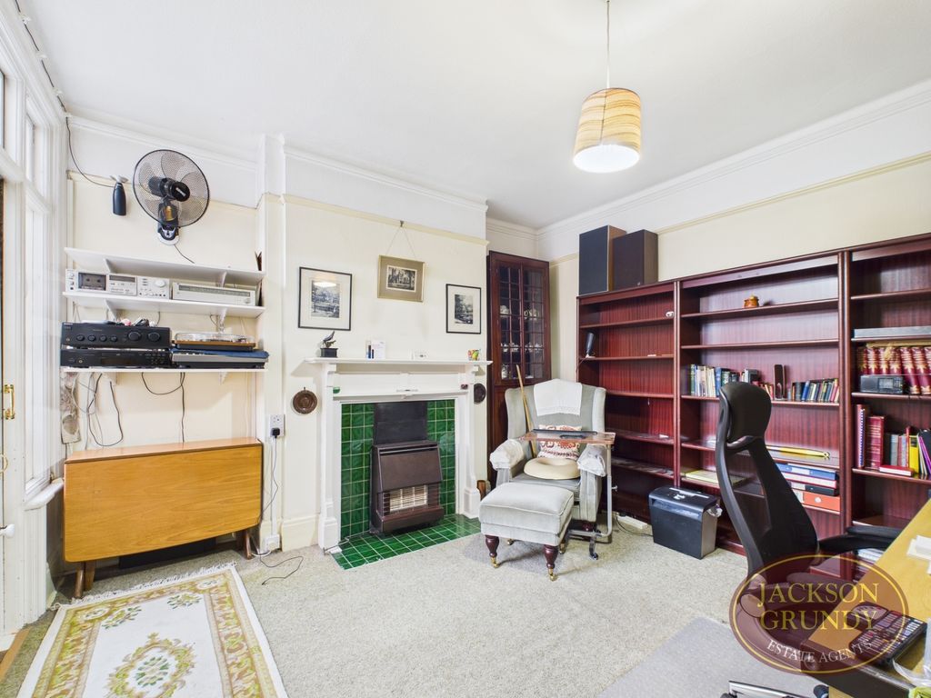 Property photo 3 of 16 Birchfield Road