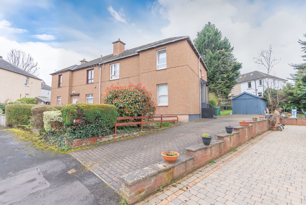 Property photo 1 of 26 2Â Bedroom Flat For Sale