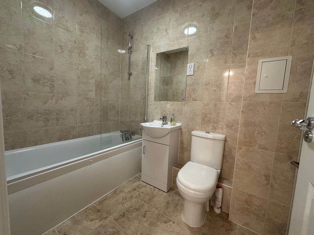 Property photo 3 of 5 Img_8795