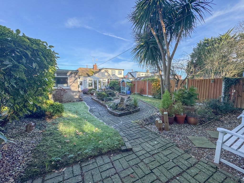 Property photo 2 of 18