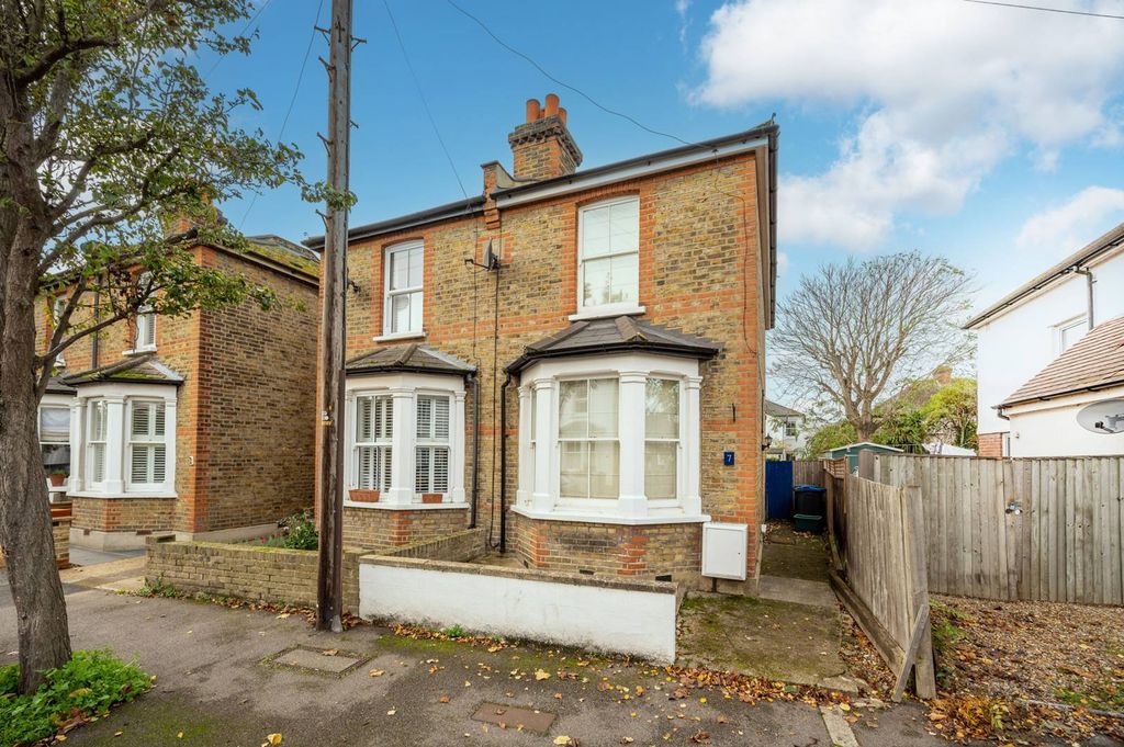 Property photo 2 of 10