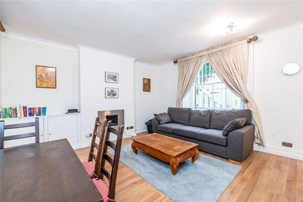 Property photo 1 of 5