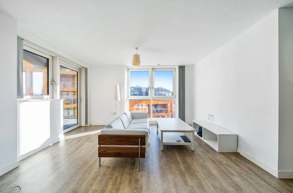 Property photo 1 of 15 Picture No. 21